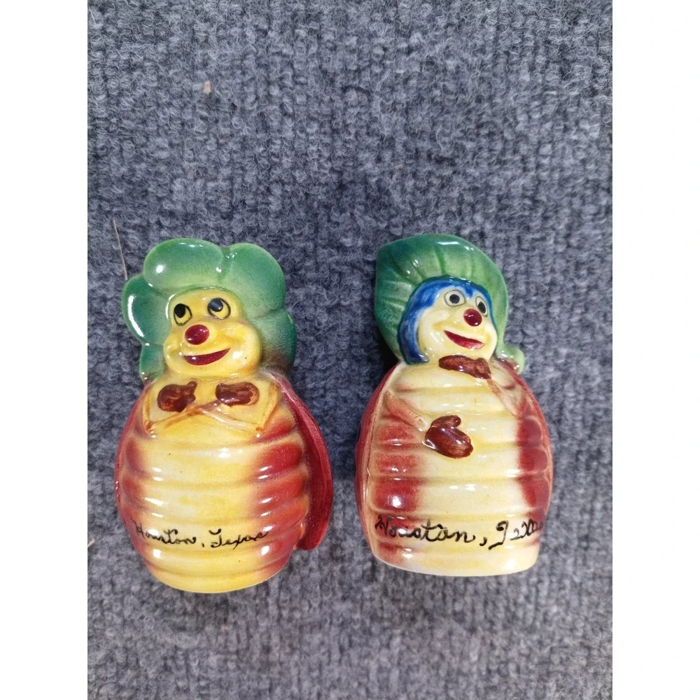Vintage Japan Lady Bug Salt Pepper Shakers Anthropomorphic Bugs Ceramic MCM